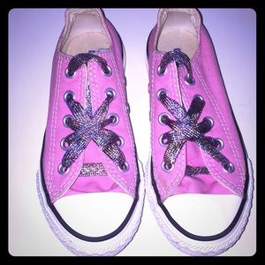 Girls’s Pink All ⭐️ Star Converse Size 11